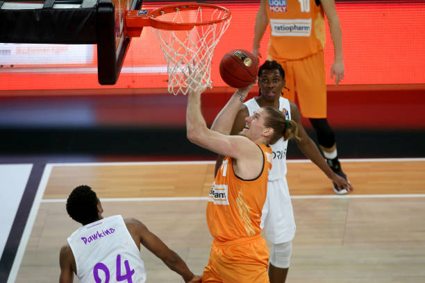 设紧凑型的 设紧凑型的