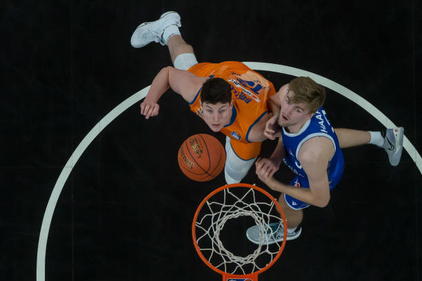 足球界对于 足球界对于