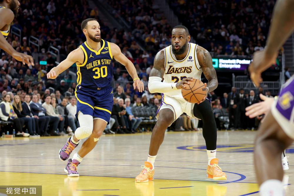 还是对足球 还是对足球