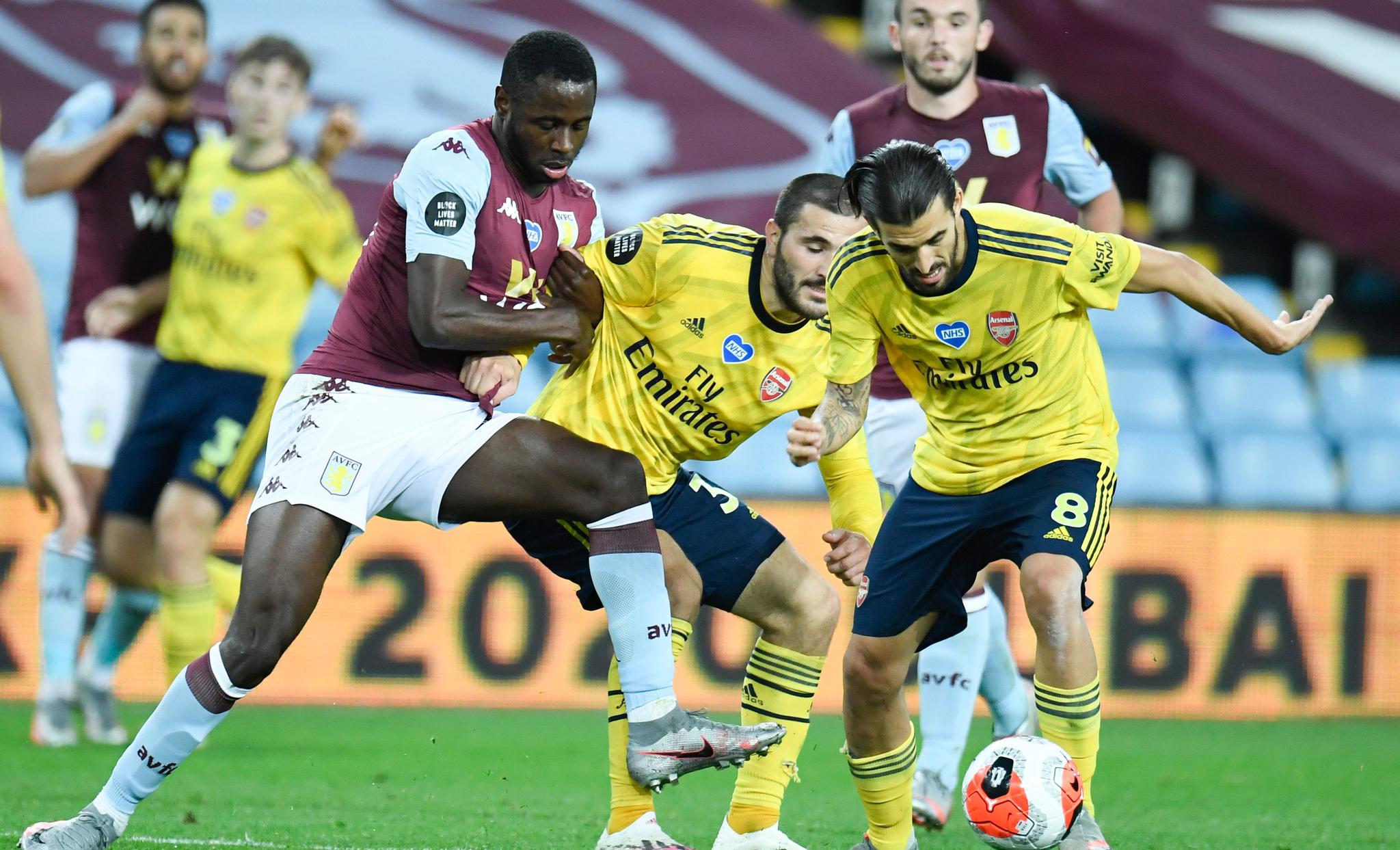 羽毛球这一 羽毛球这一