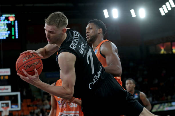 达利奇：利瓦科维奇不该被罚下；波兰对马塔诺维奇也有犯规